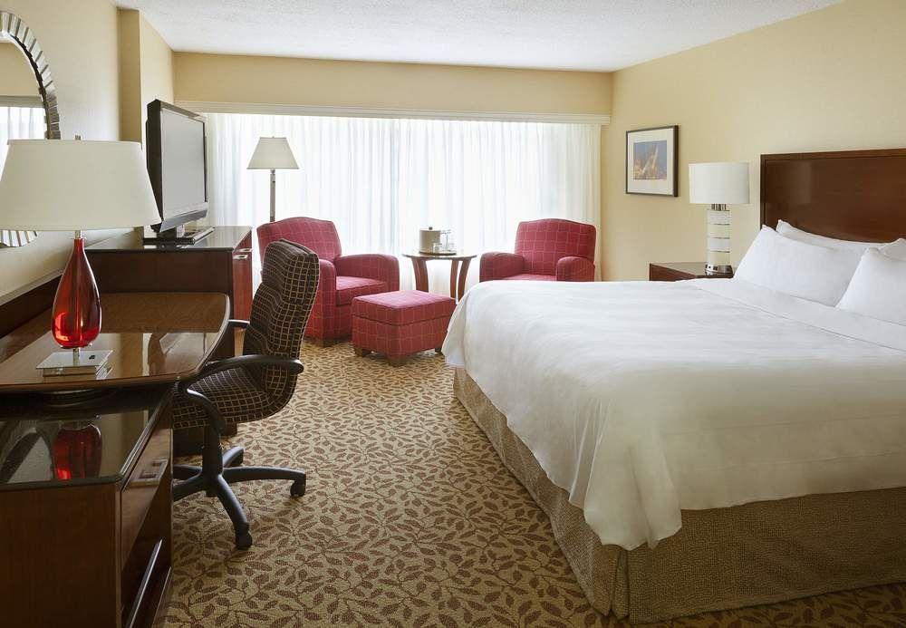 W Toronto Hotell Exteriör bild