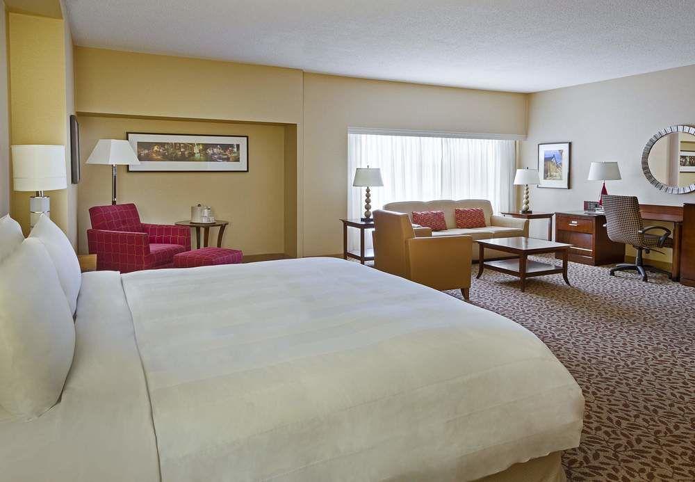 W Toronto Hotell Exteriör bild