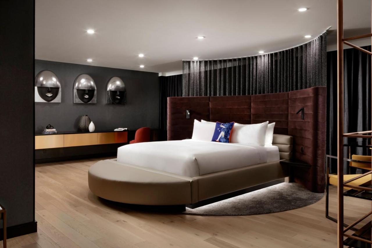 W Toronto Hotell Exteriör bild